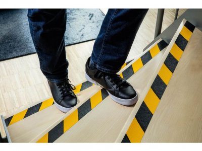 Halkskyddstejp DURALINE 50mm gul/svart